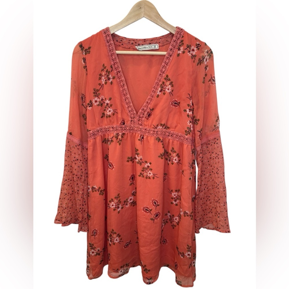Abercrombie & Fitch Floral Mixed Babydoll Mini Dress Size M Boho Bell Sleeve